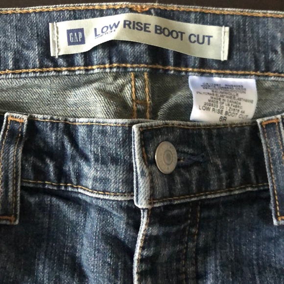 ✨OFFERS WELCOME✨ GAP Low Rise Boot Cut stretch Jeans - Picture 2 of 5